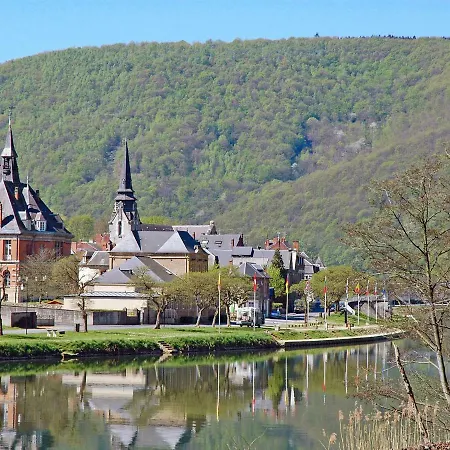 Holiday Village De Vacances Oignies.6 *